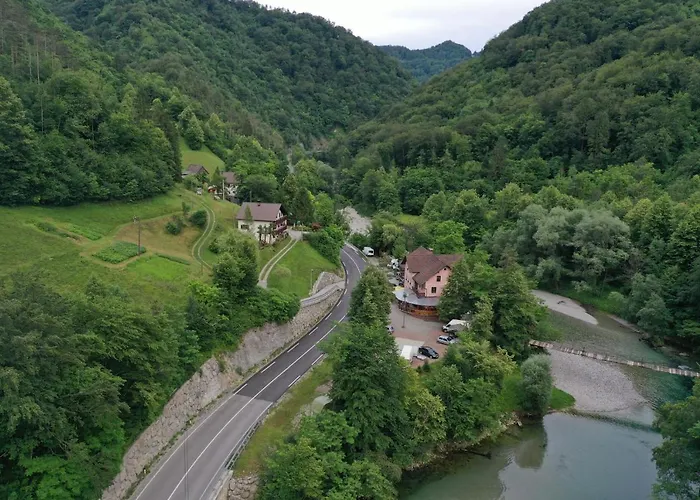 Okrepcevalnica Kurn'K Bed & Breakfast Cerkno photo