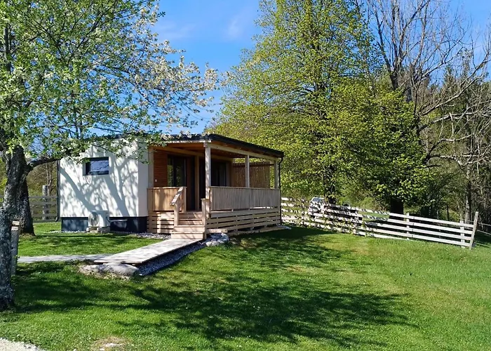 Resort In Luzarji Near Bloke Nova Vas  photo