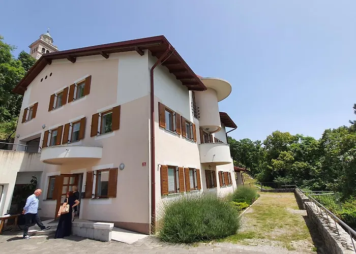 Prenocisca Center Mir In Dobro Hotel Solkan photo