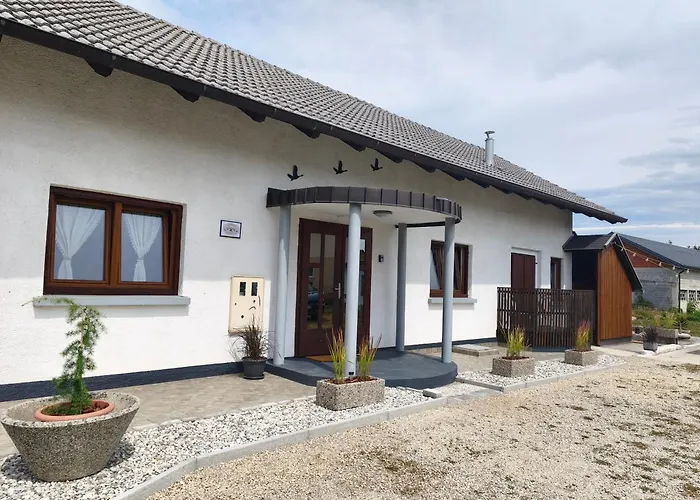 Casa Dijana - A Quiet House With A Garden Near The Spa Dobova foto