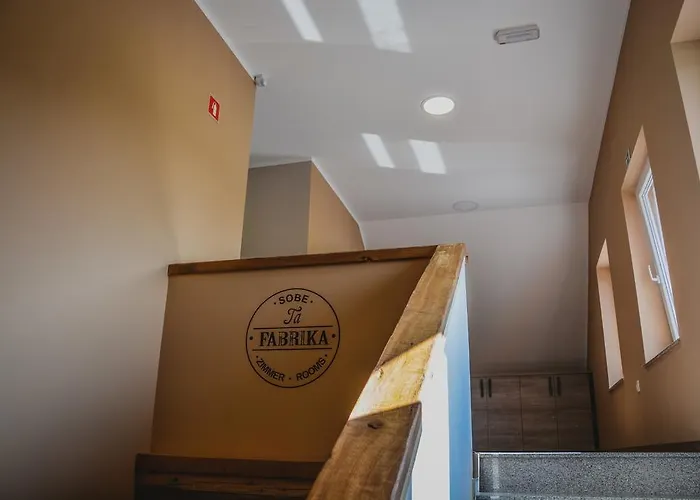 Ta Fabrika Restavracija,Pizzerija In Prenocisca Hotel Dravograd photo